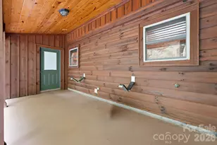 1026 High Top Mountain Rd, Whittier, NC 28789 - Photo 34