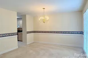 112 Mooreland Dr NE, Conover, NC 28613 - Photo 10