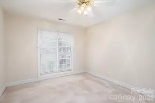 112 Mooreland Dr NE, Conover, NC 28613 - Photo 30