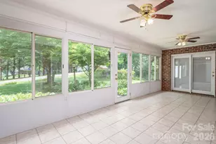 112 Mooreland Dr NE, Conover, NC 28613 - Photo 20
