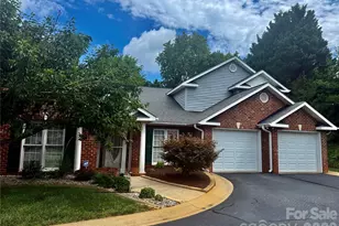 112 Mooreland Dr NE, Conover, NC 28613 - Photo 1