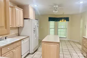 112 Mooreland Dr NE, Conover, NC 28613 - Photo 14