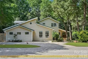 1516 Hensley Rd, Fort Mill, SC 29715 - Photo 2