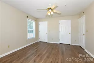 5008 Lawndale Dr, Greensboro, NC 27455 - Photo 20