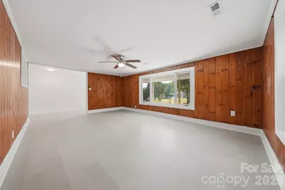218 33rd Street SW, Hickory, NC 28602 - Photo 20