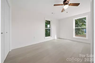 218 33rd Street SW, Hickory, NC 28602 - Photo 12