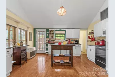 30 Clover Lane, Burnsville, NC 28714 - Photo 8