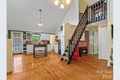30 Clover Lane, Burnsville, NC 28714 - Photo 6