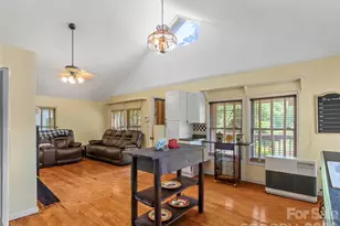 30 Clover Ln, Burnsville, NC 28714 - Photo 10