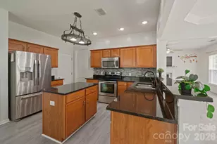 2237 Arbor Vista Dr, Charlotte, NC 28262 - Photo 16