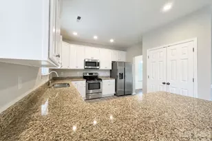 2482 Chatham Dr, Fort Mill, SC 29707 - Photo 4