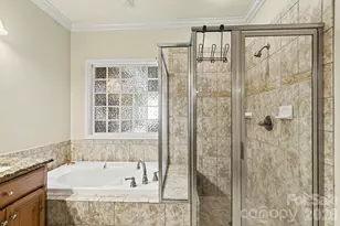 10130 Fairlea Dr, Charlotte, NC 28269 - Photo 26