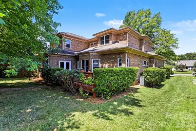 10130 Fairlea Drive, Charlotte, NC 28269 - Photo 38