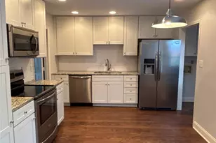 6648 Bunker Hill Cir, Charlotte, NC 28210 - Photo 8