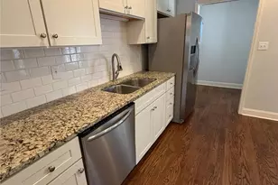 6648 Bunker Hill Cir, Charlotte, NC 28210 - Photo 8