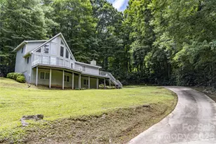 101 Friar Tuck Ln, Maggie Valley, NC 28751 - Photo 2