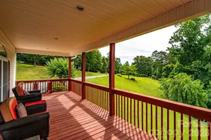 1697 Windswept Ridge, Marshall, NC 28753 - Photo 4