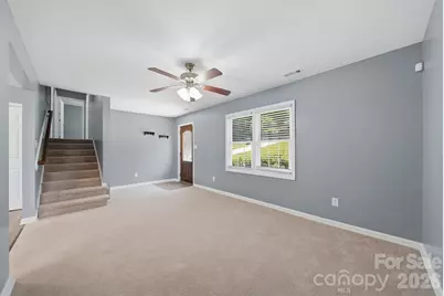 1401 Southwest Boulevard, Newton, NC 28658 - Photo 6