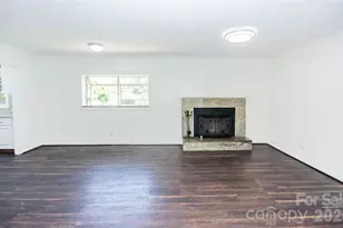 125 Linda Dr, Harmony, NC 28634 - Photo 4