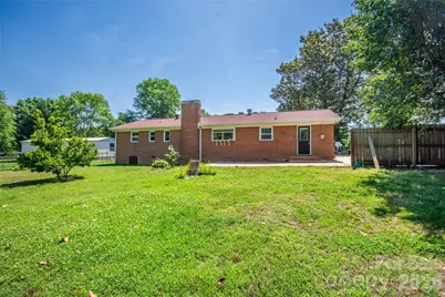125 Linda Drive, Harmony, NC 28634 - Photo 14