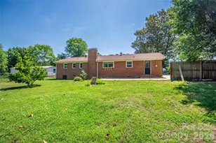 125 Linda Dr, Harmony, NC 28634 - Photo 14