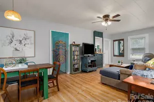 15 Craig Cir, Asheville, NC 28805 - Photo 8