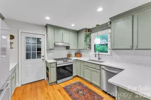 105 Azalea Ct, Greenville, SC 29615 - Photo 4