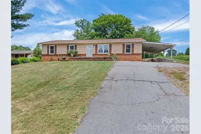 111 Keith Street, Clyde, NC 28721 - Photo 2