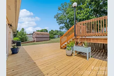 111 Keith Street, Clyde, NC 28721 - Photo 6