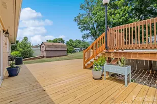 111 Keith St, Clyde, NC 28721 - Photo 6