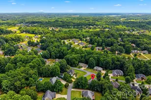 4305 Cottingham Dr, Hickory, NC 28602 - Photo 38