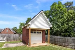 3310 Brickwood Circle, Midland, NC 28107 - Photo 22