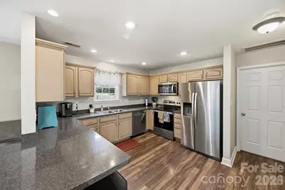 3310 Brickwood Circle, Midland, NC 28107 - Photo 6