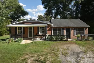 3560 Dogwood Ct, Salisbury, NC 28144 - Photo 2