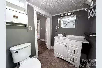 409 S Maple Street, Dallas, NC 28034 - Photo 18
