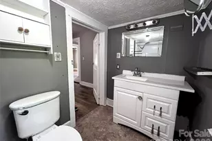 409 S Maple St, Dallas, NC 28034 - Photo 18