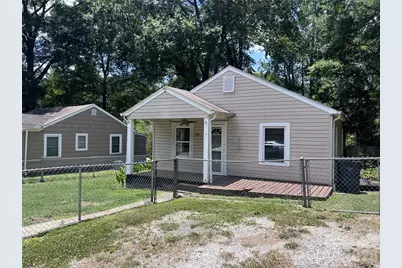 409 S Maple Street, Dallas, NC 28034 - Photo 2