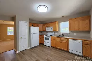 2504 S Ridge Ave, Kannapolis, NC 28083 - Photo 1