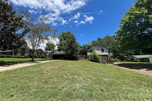 139 Vista Dr, Forest City, NC 28043 - Photo 2
