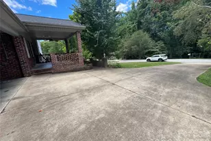139 Vista Dr, Forest City, NC 28043 - Photo 6