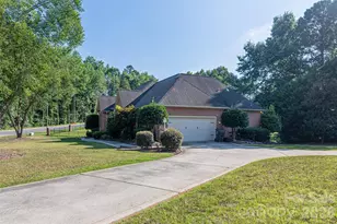 2041 Fairways Dr, Cherryville, NC 28021 - Photo 6