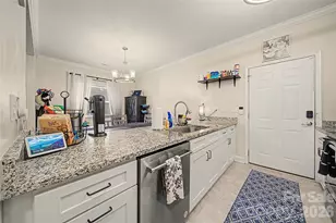 309 James St, Gastonia, NC 28052 - Photo 10