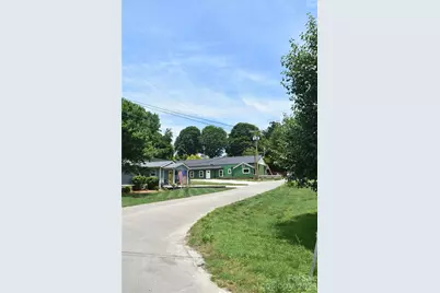 68 Circle Drive, Marion, NC 28752 - Photo 12