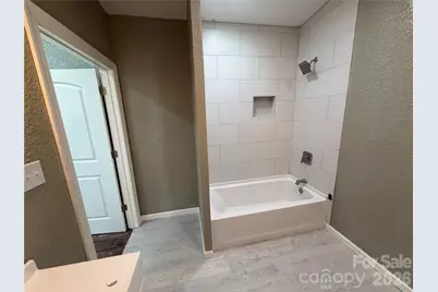 68 Circle Drive, Marion, NC 28752 - Photo 8