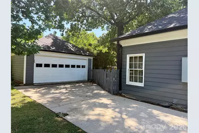 4015 Thistledown Court, Charlotte, NC 28269 - Photo 4