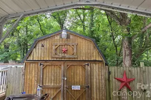 809 Alexander St, Lincolnton, NC 28092 - Photo 36
