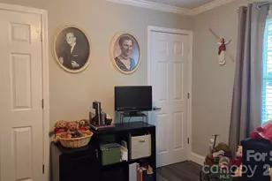 809 Alexander St, Lincolnton, NC 28092 - Photo 18