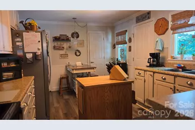809 Alexander Street, Lincolnton, NC 28092 - Photo 10