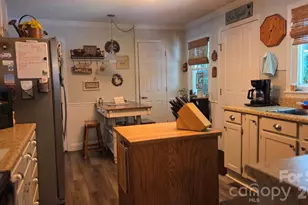 809 Alexander St, Lincolnton, NC 28092 - Photo 10