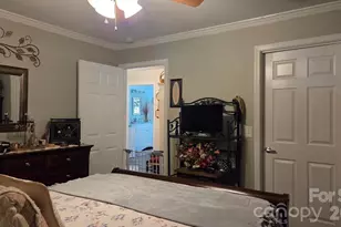 809 Alexander St, Lincolnton, NC 28092 - Photo 14